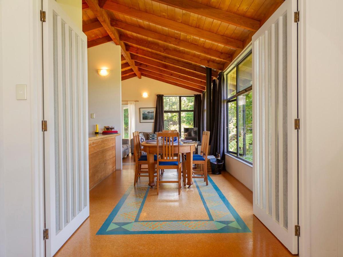 Hahei Hideaway - Hahei Holiday Home ภายนอก รูปภาพ