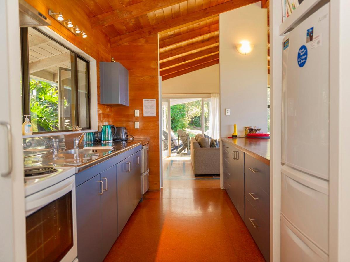 Hahei Hideaway - Hahei Holiday Home ภายนอก รูปภาพ